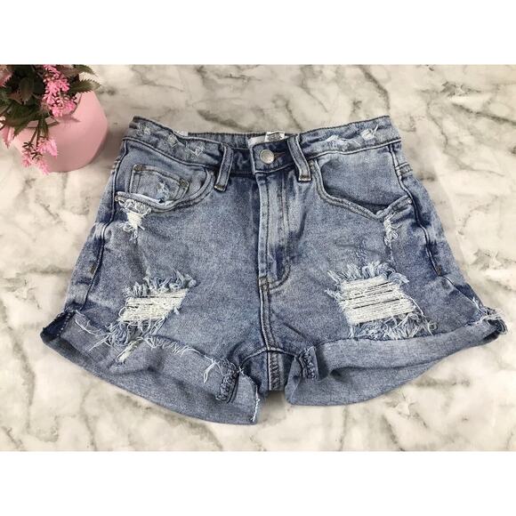 VINTAGE Y2K Almost Famous Denim Distressed Folded Jean Shorts Size 1 Cotton Wash - Picture 1 of 5